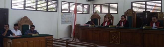 Proses berlangsungnya sidang Putusan gugutan M Syaihu terhadap PDIP di PN Sarolangun